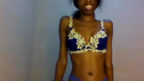 sexxy_natasha19 online show from 06-19-26, 12:53