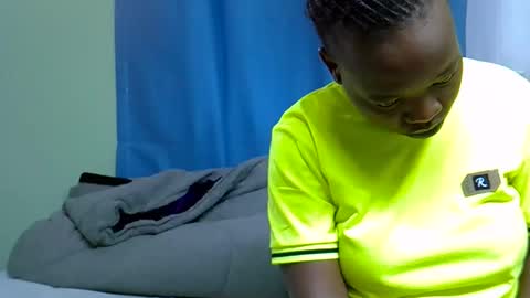African Queen online show from 05-22-26, 10:10