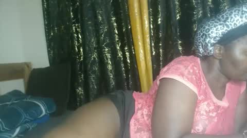 Snapshot of sexxypritty chatting on 06-07-26, 07:28 sexxypritty online show from 06-07-26, 07:28