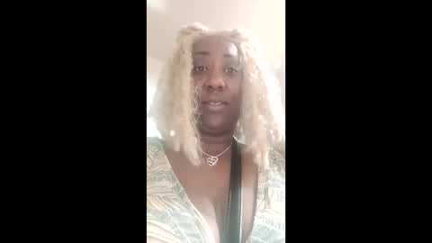 Snapshot of sexy456745 chatting on 04-06-26, 11:16 sexy456745 online show from 04-06-26, 11:16