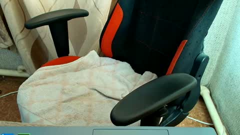 Jessica  Face only in pvt or in snapchat Dont ask more.... online show from 03-10-26, 11:26