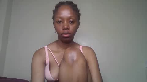 sexy_banny4 online show from 01-18-26, 05:17