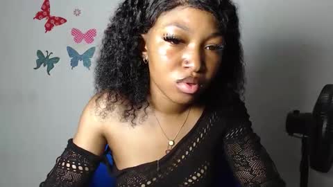 sexy_bluey247 online show from 12-16-25, 05:45