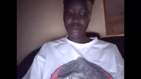 sexy_butty01 online show from 05-01-26, 12:21
