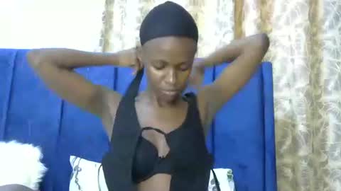 Snapshot of sexy_callie69 chatting on 01-18-25, 12:04 Callie online show from 01-18-25, 12:04