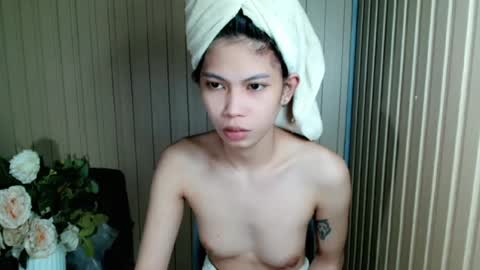 Snapshot of sexy_collins69 chatting on 07-12-26, 01:13 sexy_collins69 online show from 07-12-26, 01:13