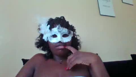 Snapshot of sexy_daniellah chatting on 02-16-26, 10:22 daniella online show from 02-16-26, 10:22