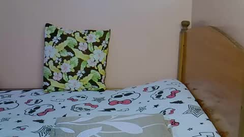 Snapshot of sexy_ellahh chatting on 02-06-26, 12:48 Ellahh online show from 02-06-26, 12:48