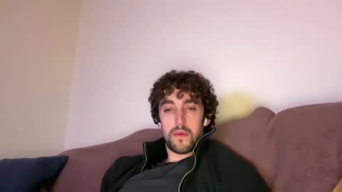 sexy_guy_8 online show from 01-21-25, 05:16