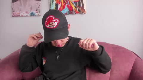 Dereck Martinez online show from 12-30-24, 01:03