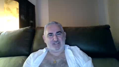 Snapshot of sexy_italiandaddy chatting on 03-27-26, 07:57 Antonio online show from 03-27-26, 07:57