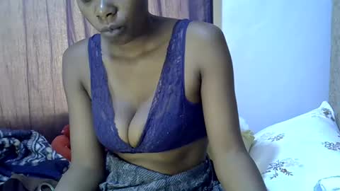 kayla online show from 06-17-26, 09:56