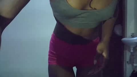 sexy_moh1 online show from 04-19-26, 07:49