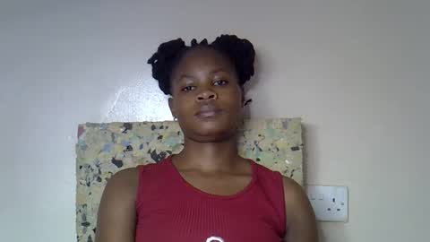 Snapshot of sexy_molyne chatting on 03-27-26, 08:09 Molyne online show from 03-27-26, 08:09