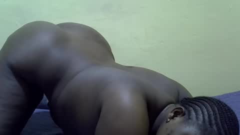 sexy_naila2 online show from 04-09-26, 10:26