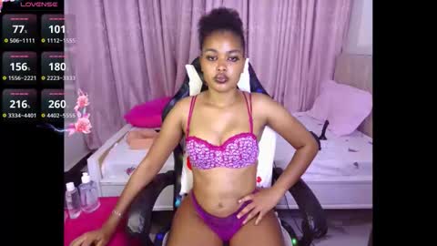 Snapshot of sexy_nasha chatting on 06-03-26, 12:35 sexy_nasha online show from 06-03-26, 12:35