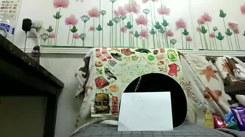 Snapshot of sexy_white_daddy chatting on 03-06-26, 08:27 Daddy online show from 03-06-26, 08:27