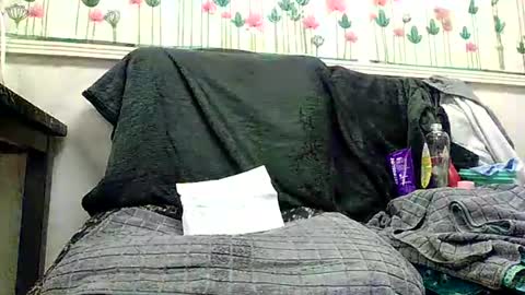 Snapshot of sexy_white_daddy chatting on 03-12-26, 12:17 Daddy online show from 03-12-26, 12:17