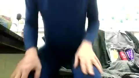 Snapshot of sexy_white_daddy chatting on 03-13-26, 02:01 Daddy online show from 03-13-26, 02:01