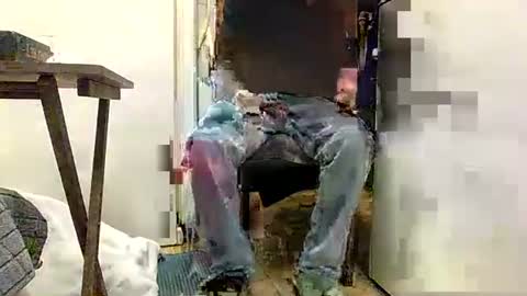 Snapshot of sexy_white_daddy chatting on 04-11-26, 09:41 Daddy online show from 04-11-26, 09:41