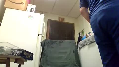 Snapshot of sexy_white_daddy chatting on 04-13-26, 12:54 Daddy online show from 04-13-26, 12:54