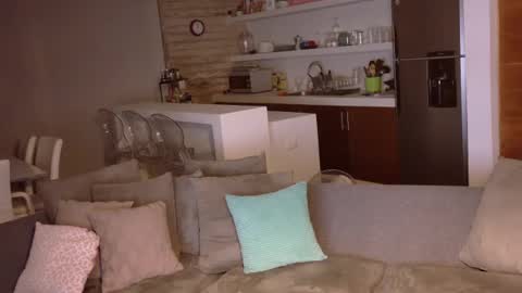 Snapshot of sexyalliekay chatting on 07-06-26, 05:59 Sexy GILF Allie Kay online show from 07-06-26, 05:59
