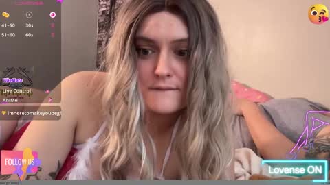 Snapshot of sexyandstoned420 chatting on 12-31-24, 08:02 Kali Brent online show from 12-31-24, 08:02