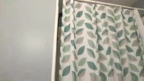 Snapshot of sexyandstoned420 chatting on 01-01-25, 07:20 Kali Brent online show from 01-01-25, 07:20