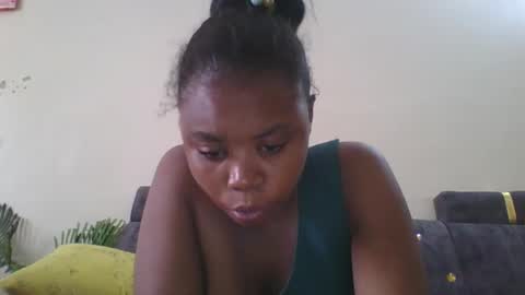 ashley online show from 02-12-25, 09:42