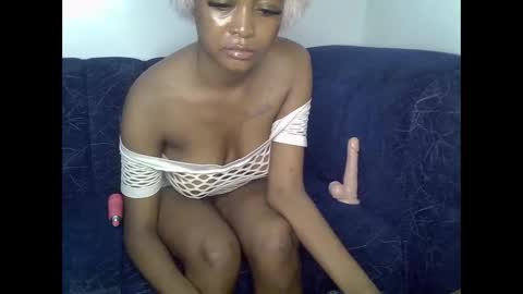 Snapshot of sexyasspetitte_ chatting on 05-23-26, 12:27 sexyasspetitte_ online show from 05-23-26, 12:27