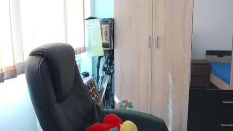 Snapshot of sexybeeaa chatting on 06-20-26, 07:22 SexyBea online show from 06-20-26, 07:22