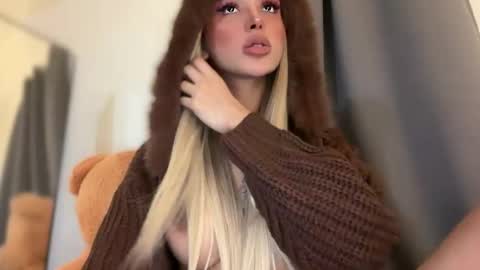 Seraphina Blaze online show from 04-11-26, 11:03