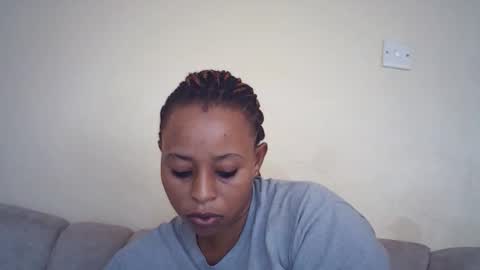 sexybuttie01 online show from 04-22-26, 07:44