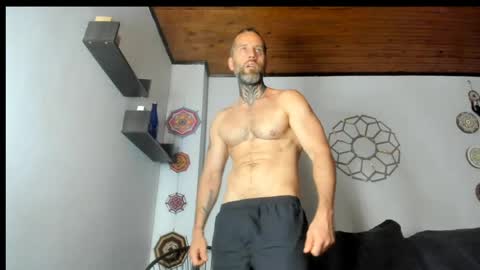 Antonioylola online show from 05-14-26, 02:24