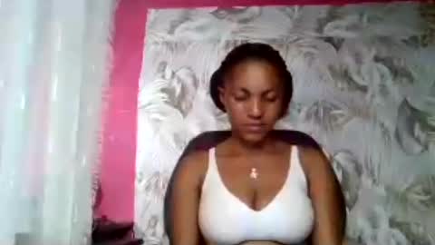 Snapshot of sexydoll32 chatting on 07-06-26, 10:56 sexydoll32 online show from 07-06-26, 10:56