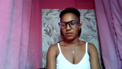 Snapshot of sexydoll32 chatting on 07-11-26, 10:22 sexydoll32 online show from 07-11-26, 10:22