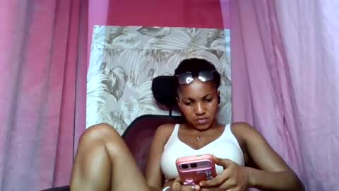 Snapshot of sexydoll32 chatting on 07-23-26, 01:58 sexydoll32 online show from 07-23-26, 01:58