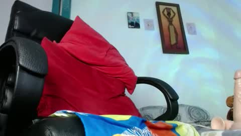 Snapshot of sexyfavgirl chatting on 04-06-26, 08:21 Mary online show from 04-06-26, 08:21