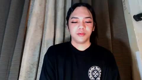 TYRA 3 online show from 05-17-26, 02:35
