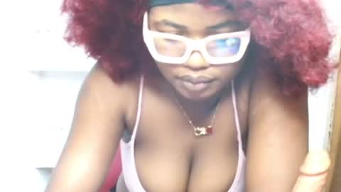 Snapshot of sexyhoneypot chatting on 06-18-26, 12:31 Marvellous online show from 06-18-26, 12:31