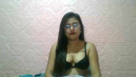 sexyjessa20 online show from 07-06-26, 05:26