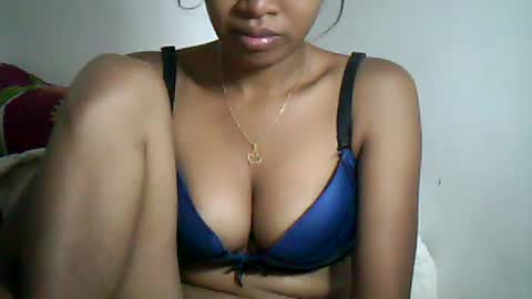 sexylarra12 online show from 12-15-24, 07:10