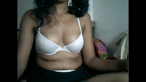 sexylarra12 online show from 01-12-25, 06:06