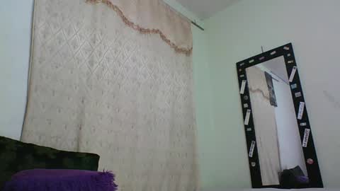 Sexy leon online show from 04-01-26, 07:00