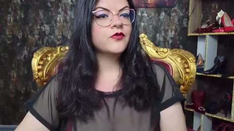 Mistress Lilian Lestrange online show from 06-03-26, 11:46