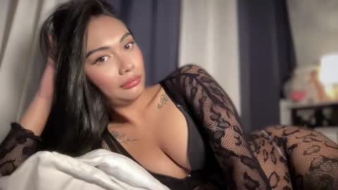 maxine online show from 03-13-26, 11:11