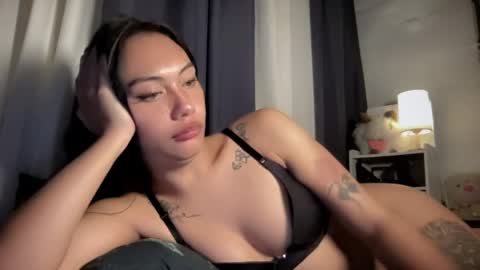 maxine online show from 03-31-26, 09:37