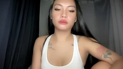 Snapshot of sexylovesappira chatting on 07-20-26, 08:55 maxine online show from 07-20-26, 08:55