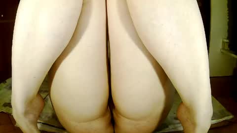 Snapshot of sexymayagold chatting on 04-14-26, 08:42 Squirty Maya Gold online show from 04-14-26, 08:42