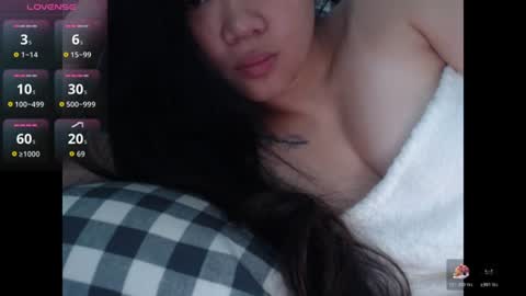 Snapshot of sexypenguin13 chatting on 07-17-26, 07:15 sexypenguin13 online show from 07-17-26, 07:15